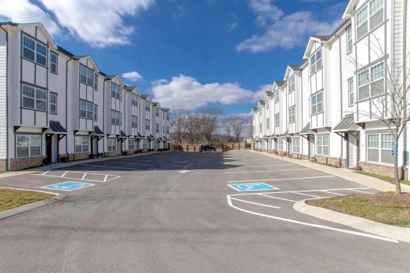 West Side Charmer Convenient Location Nashville Holiday home